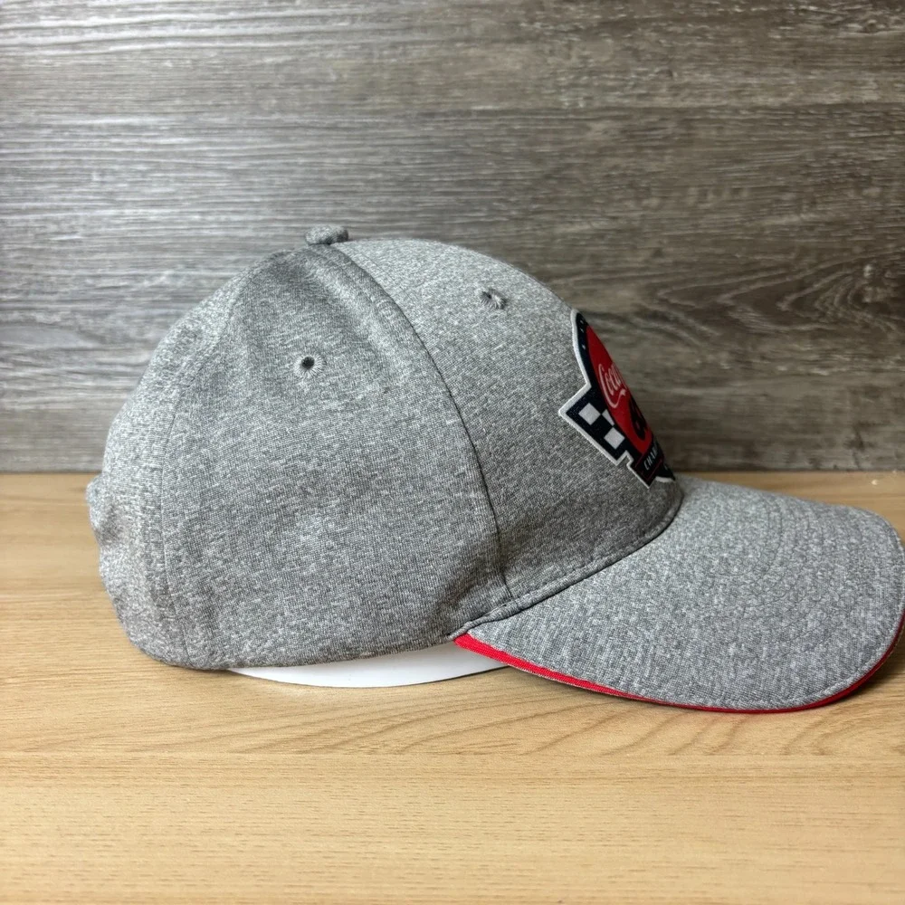 outdoor cap Company good used
